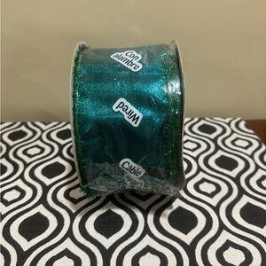 New 25 Yard Bolt Lion 4 Inch Wired Tinseltown Spruce Ribbon Metallic